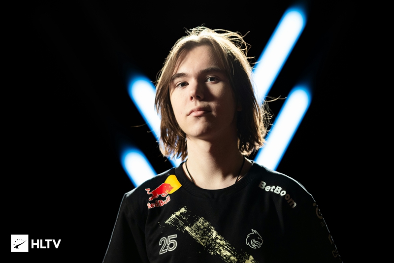 伤窗压入爆 伤窗压入爆